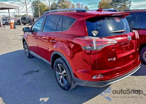 2016 Toyota Rav4 Xle z USA, uszkodzony, nr VIN 2T3WFREV6GW279462